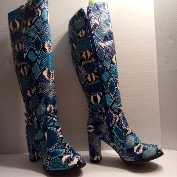 BOOTS UNBRANDED NEW WOMAN - Picture 2 of 7